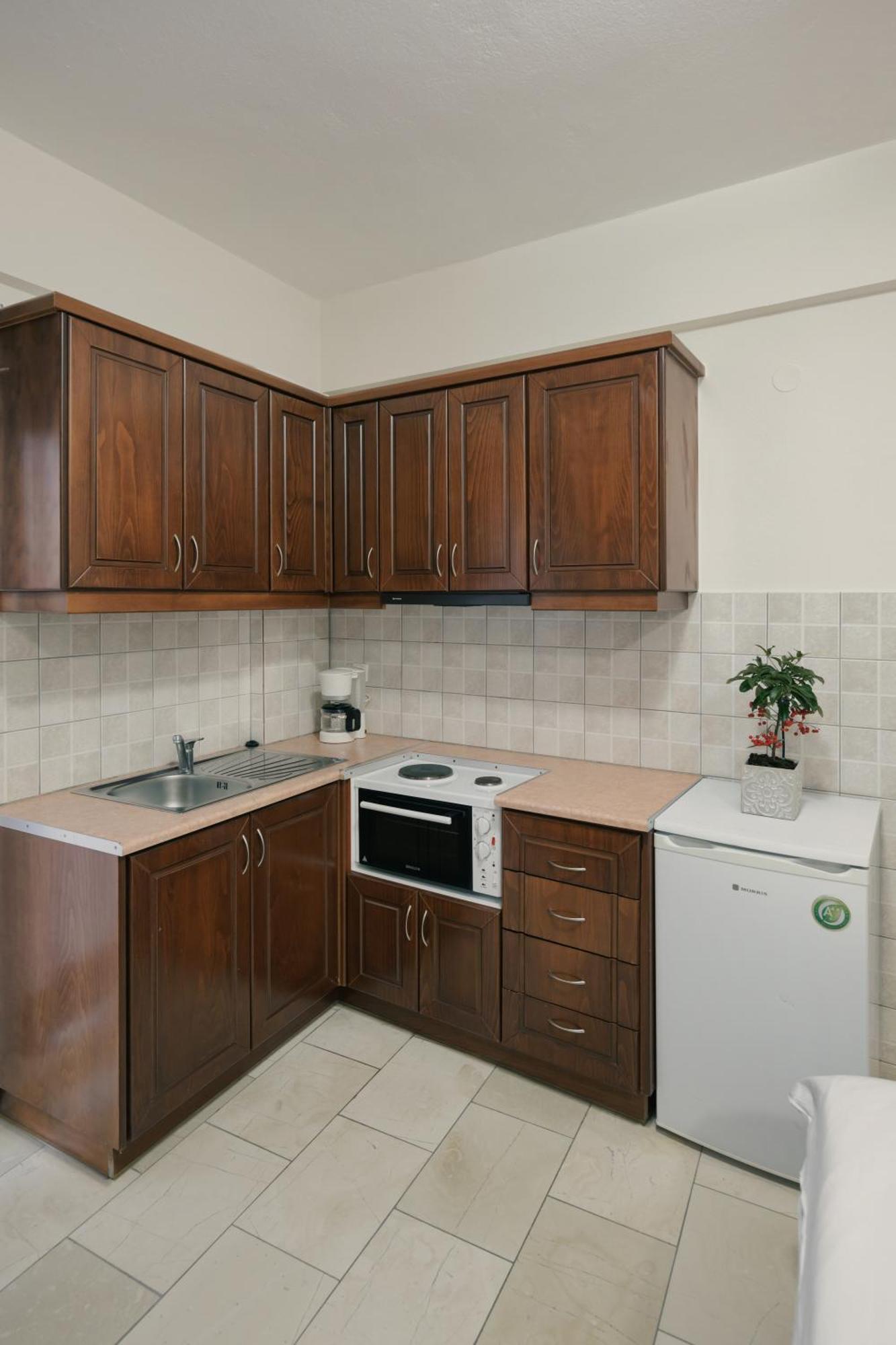 O Fotis Studios & Apartments Яніна Екстер'єр фото