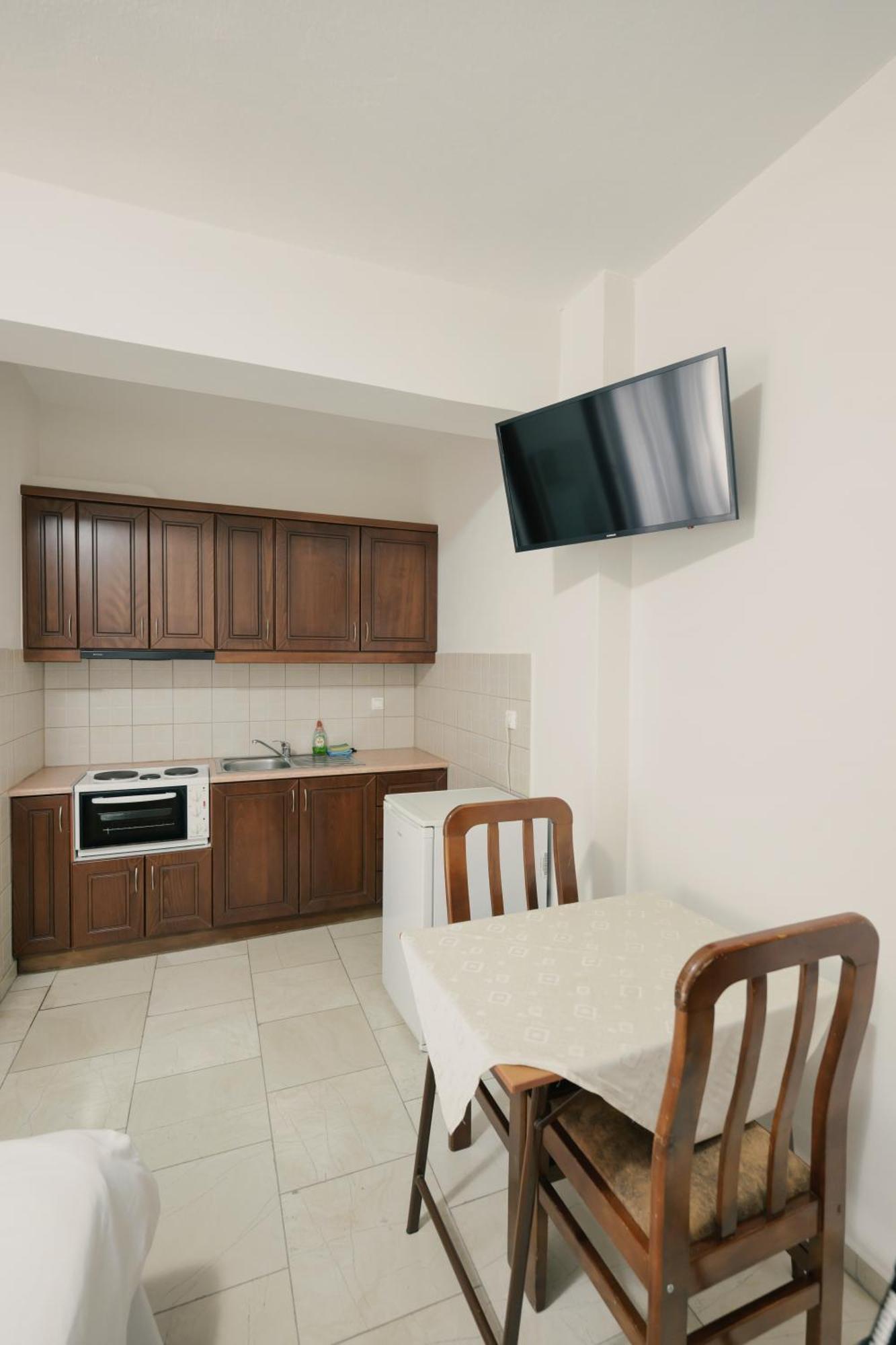 O Fotis Studios & Apartments Яніна Екстер'єр фото
