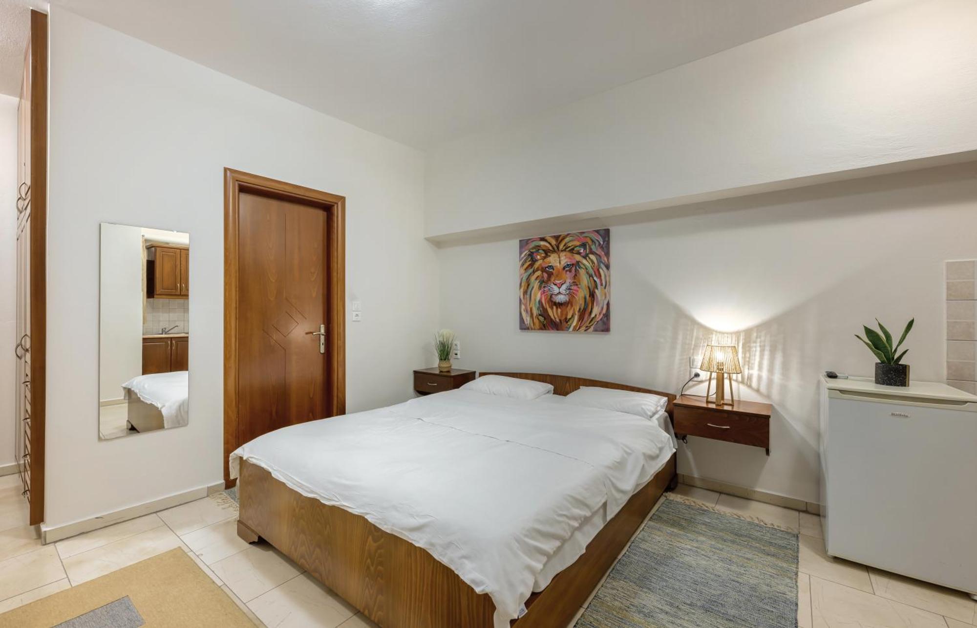 O Fotis Studios & Apartments Яніна Екстер'єр фото