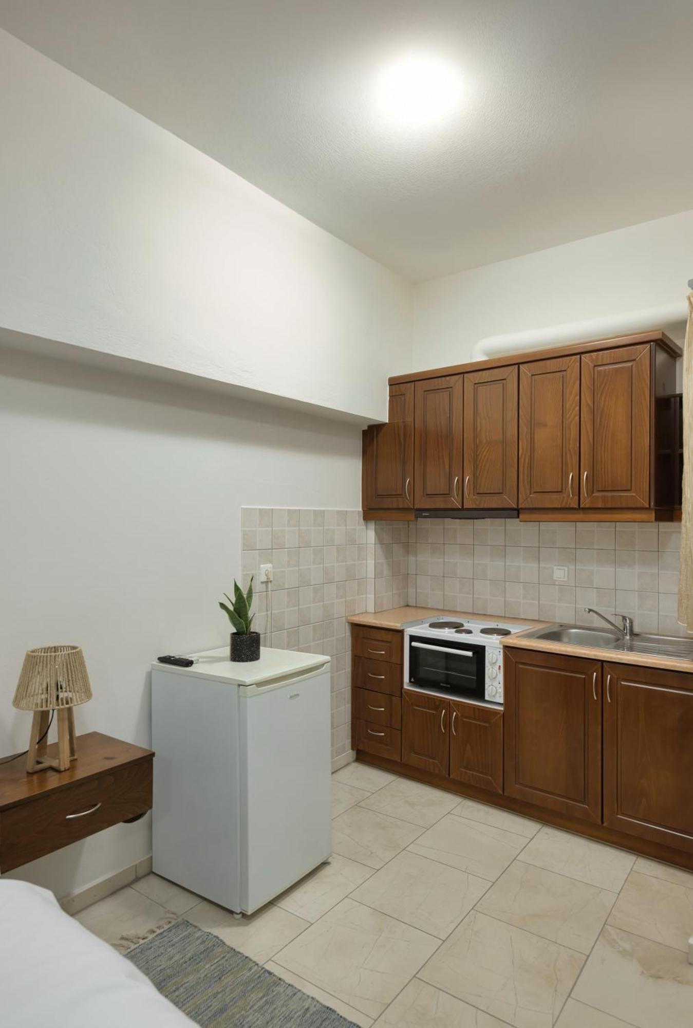 O Fotis Studios & Apartments Яніна Екстер'єр фото