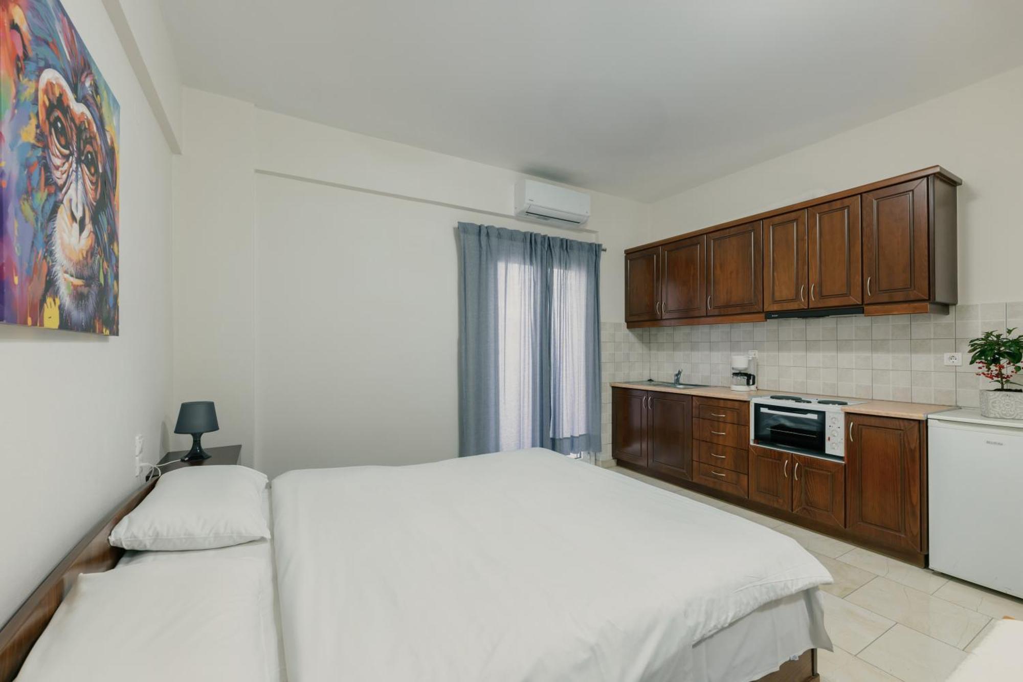 O Fotis Studios & Apartments Яніна Екстер'єр фото
