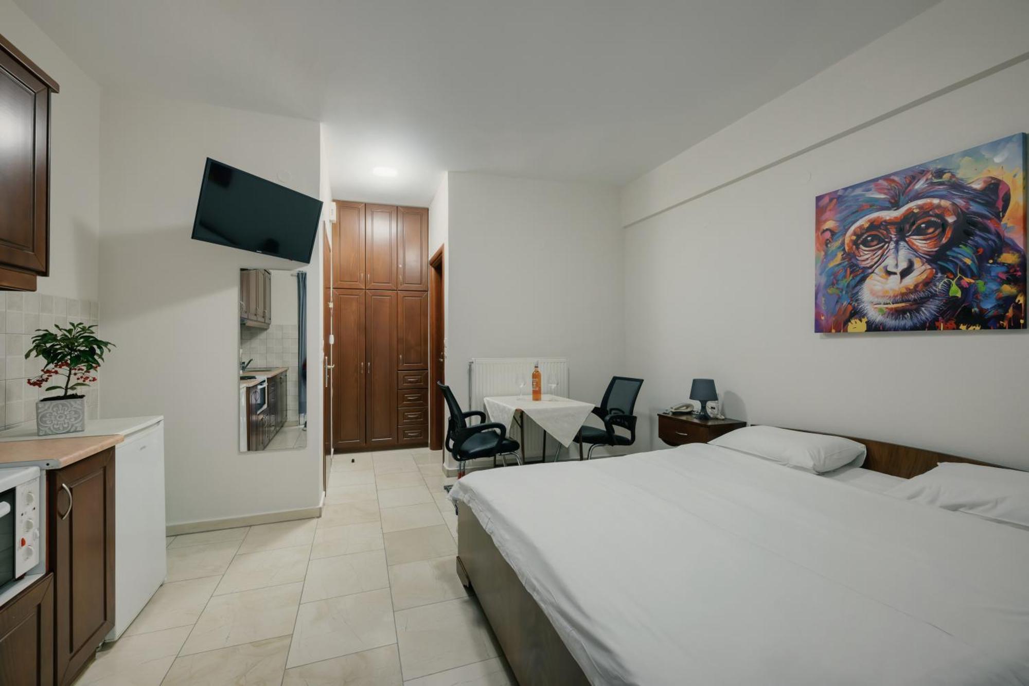 O Fotis Studios & Apartments Яніна Екстер'єр фото